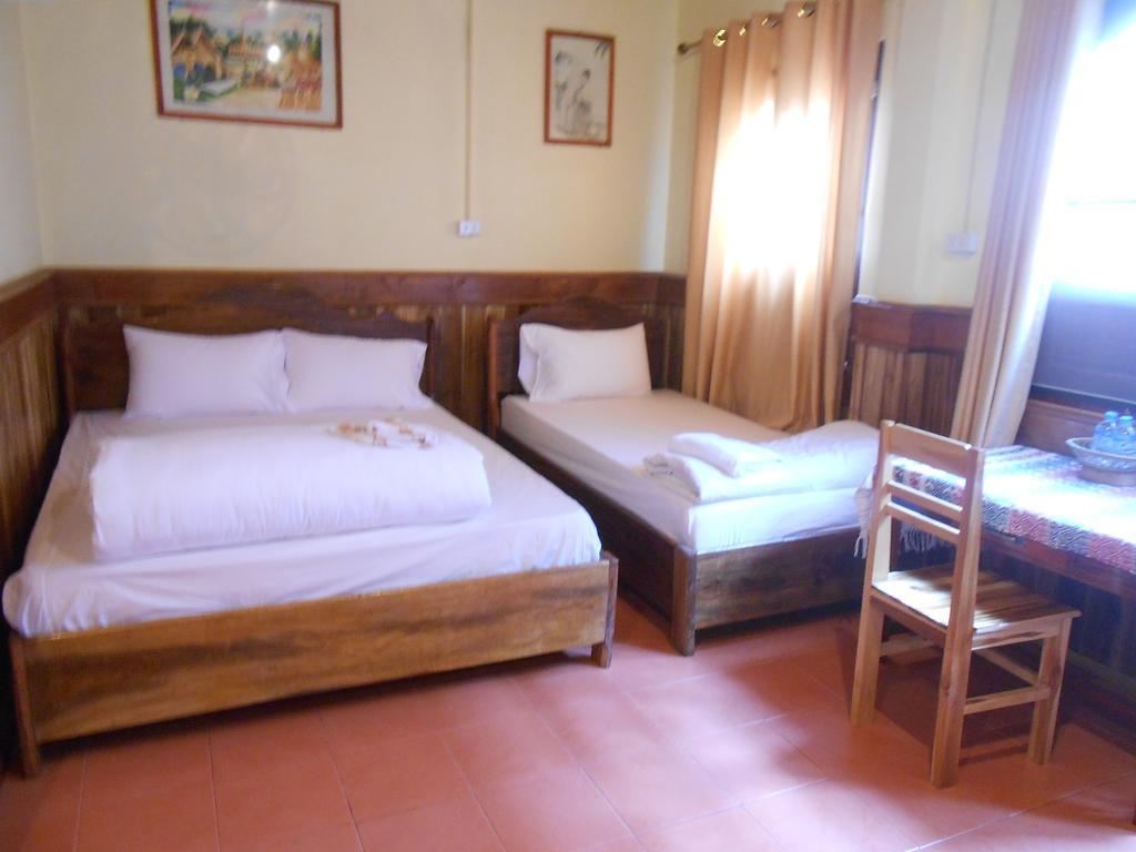 Zuela Guesthouse Luang Namtha Phòng bức ảnh
